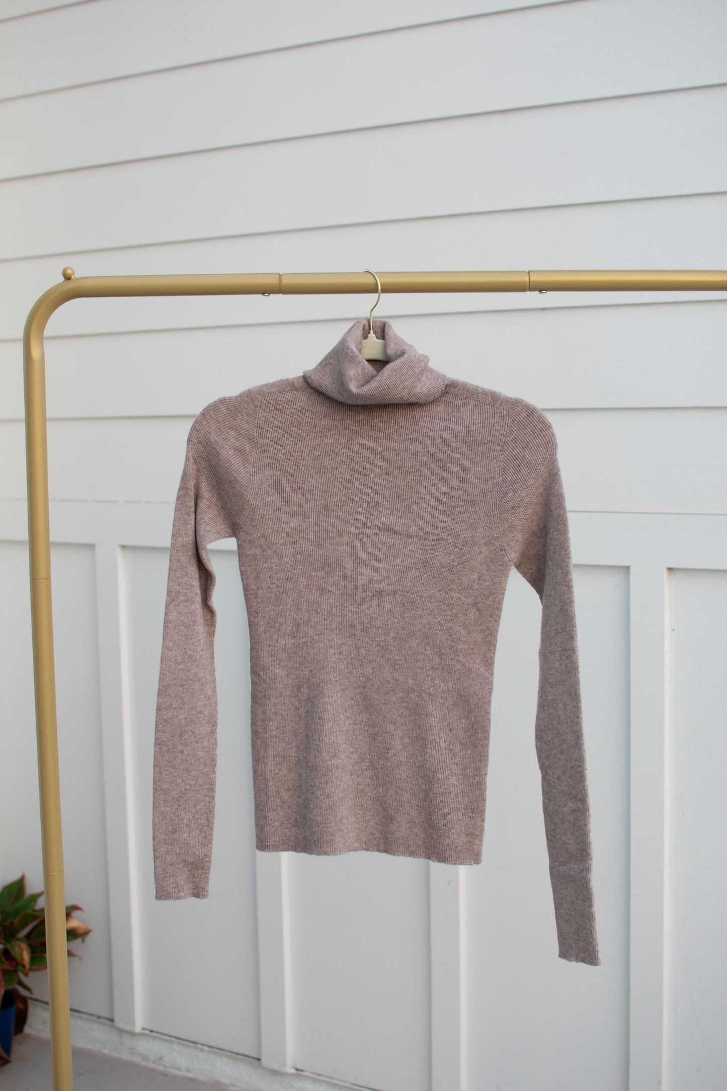 Mocha Turtle Neck