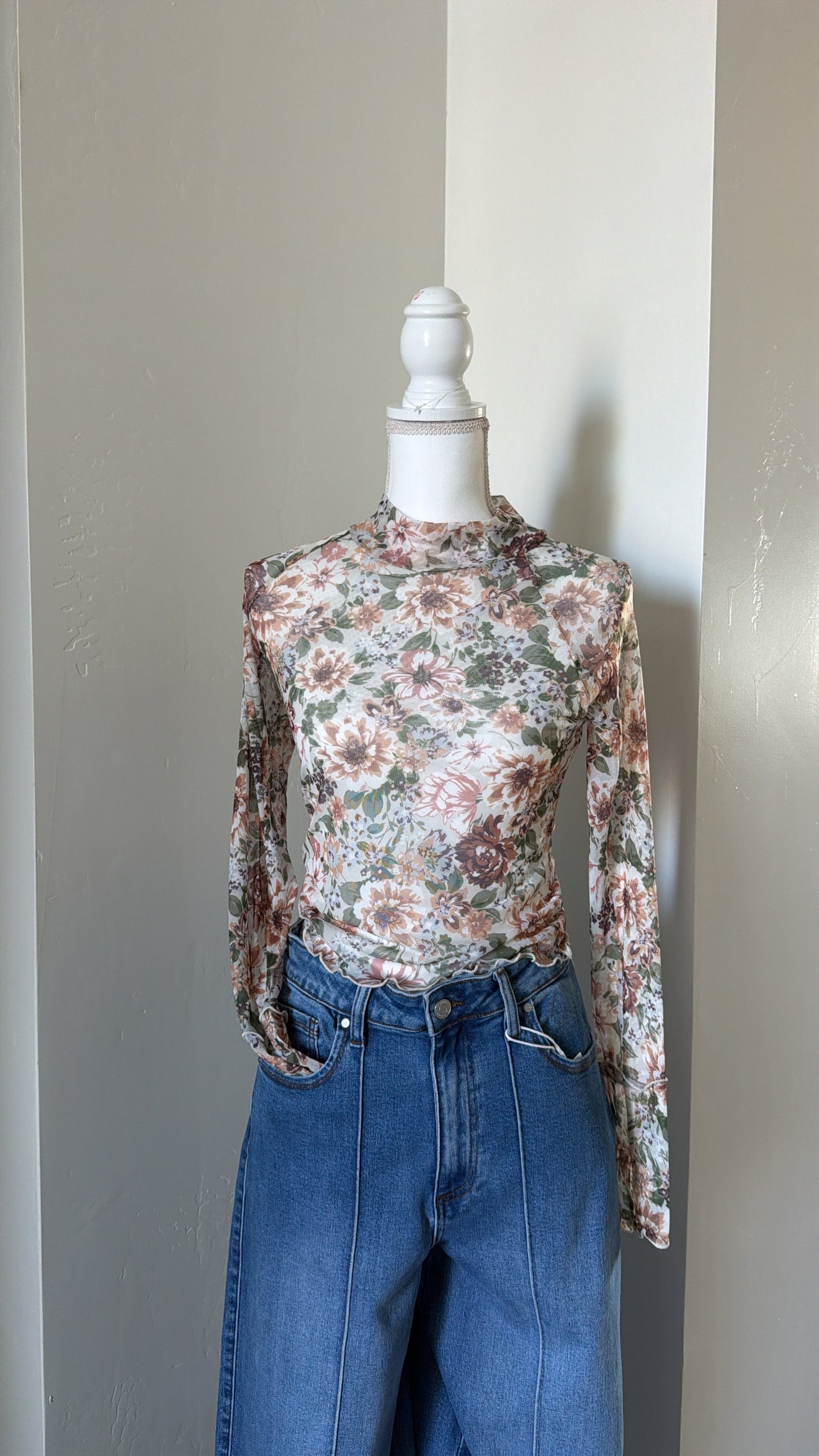 Mesh Floral Long Sleeve